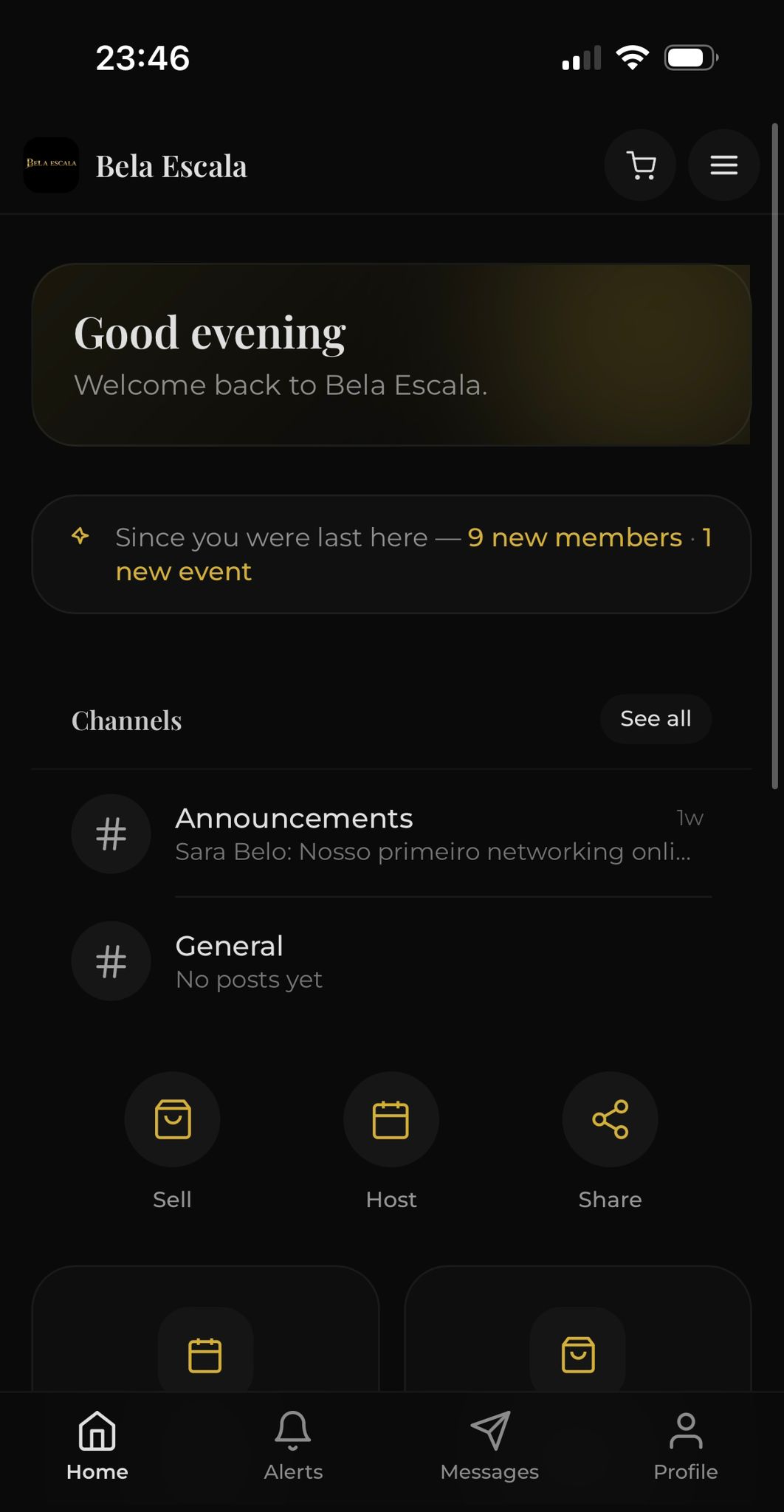 Cobuntu Community App home feed with channels and quick actions